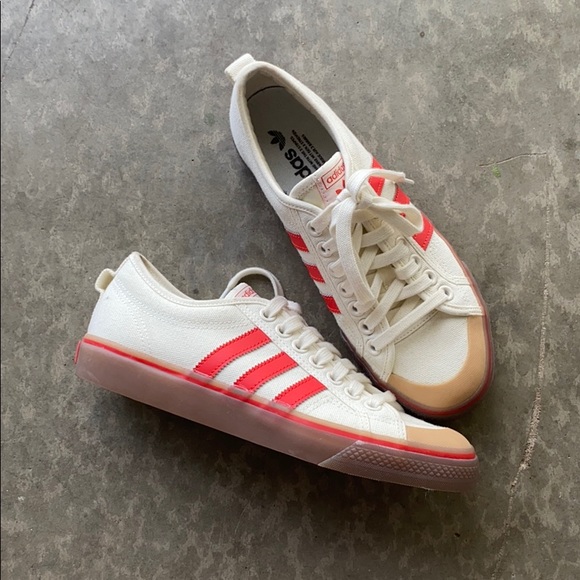 adidas nizza gum